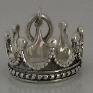 LIKE NEW, RARE!! Authentic Tiffany & Co Silver Princess Crown 16 Inch Necklace